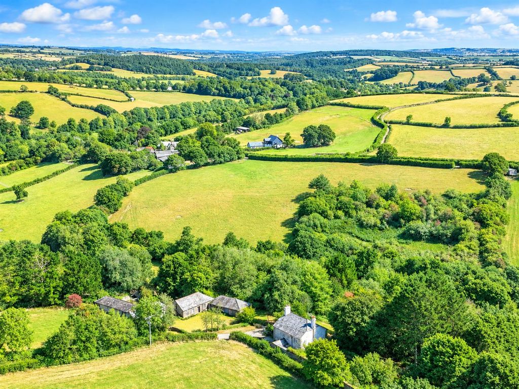 Property photo 1 of 27 Burdown Farm