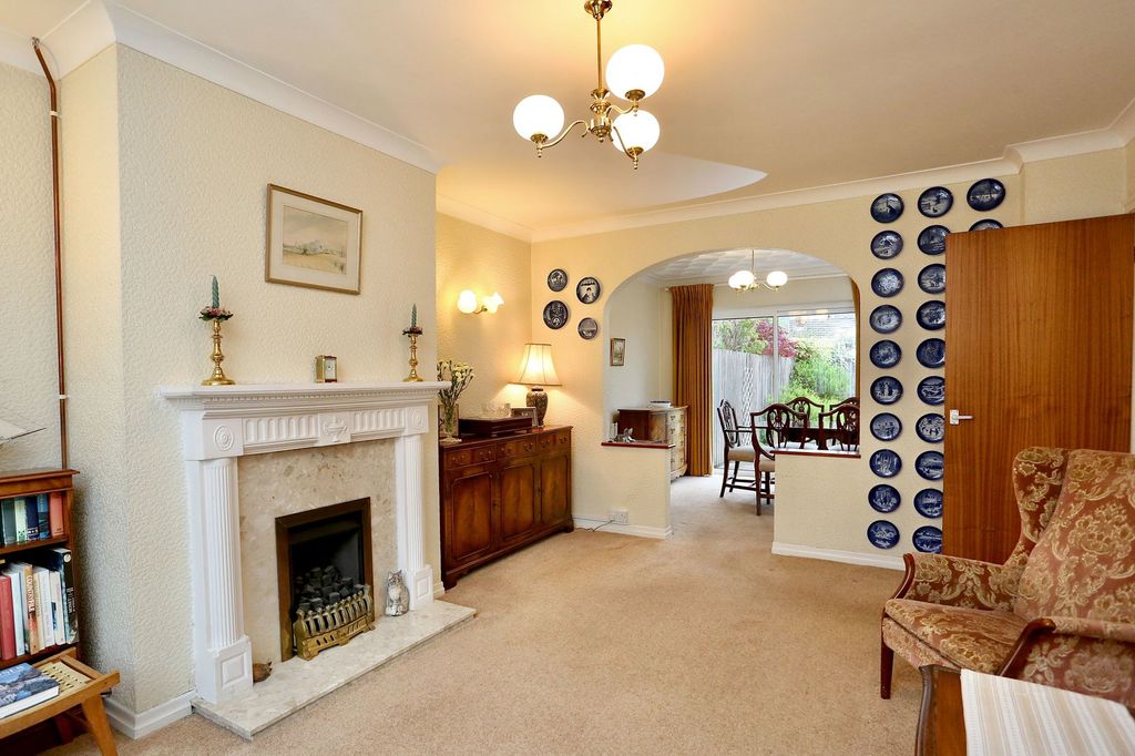 Property photo 2 of 29