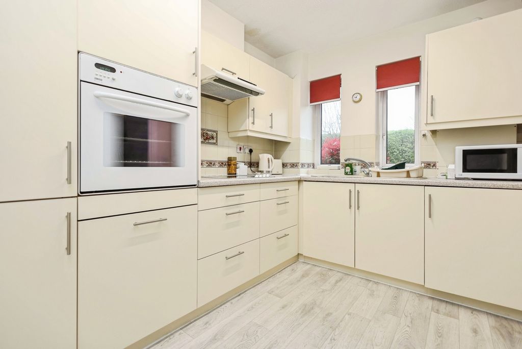 Property photo 2 of 18 Pbox-Img.Jpg