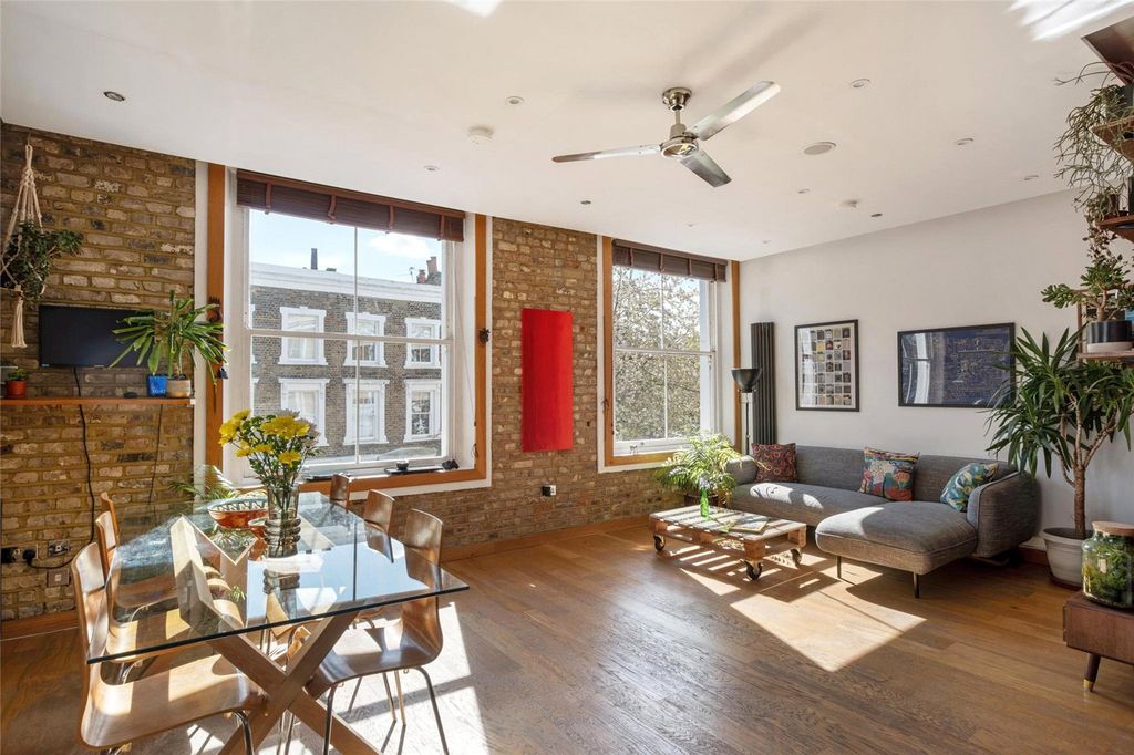 Property photo 1 of 15 Picture No. 14