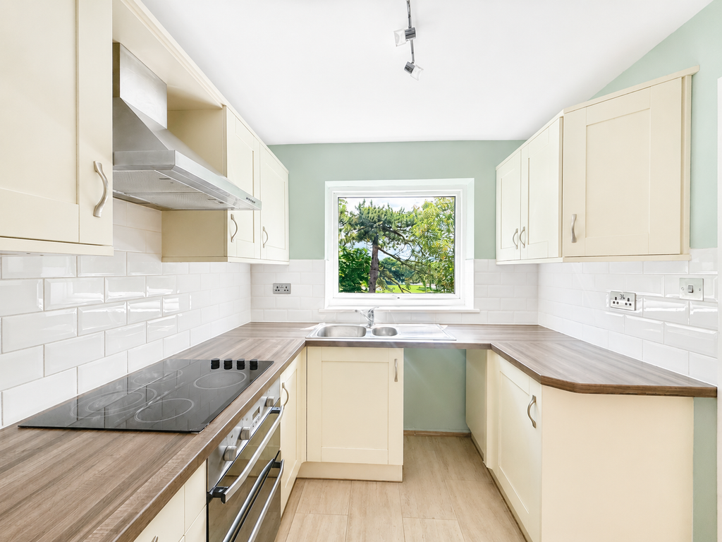 Property photo 3 of 9 4B0E4Ad2-D117-4846-972A-E1Bbe30Cbe3E