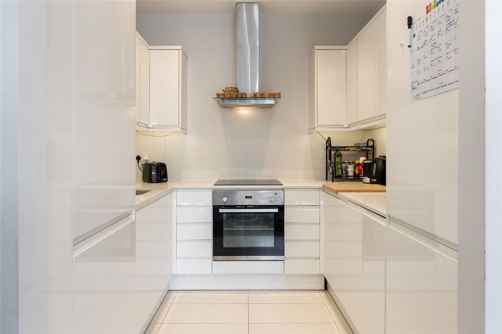 Property photo 2 of 6 Picture No. 04
