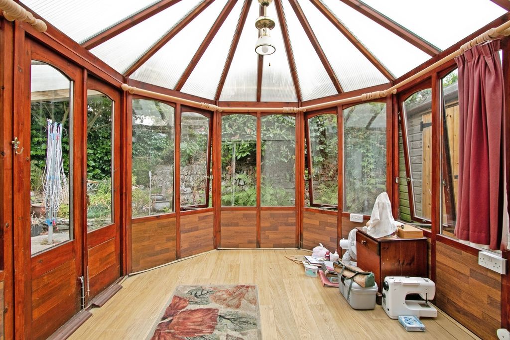 Property photo 3 of 19 Pbox-Img.Jpg