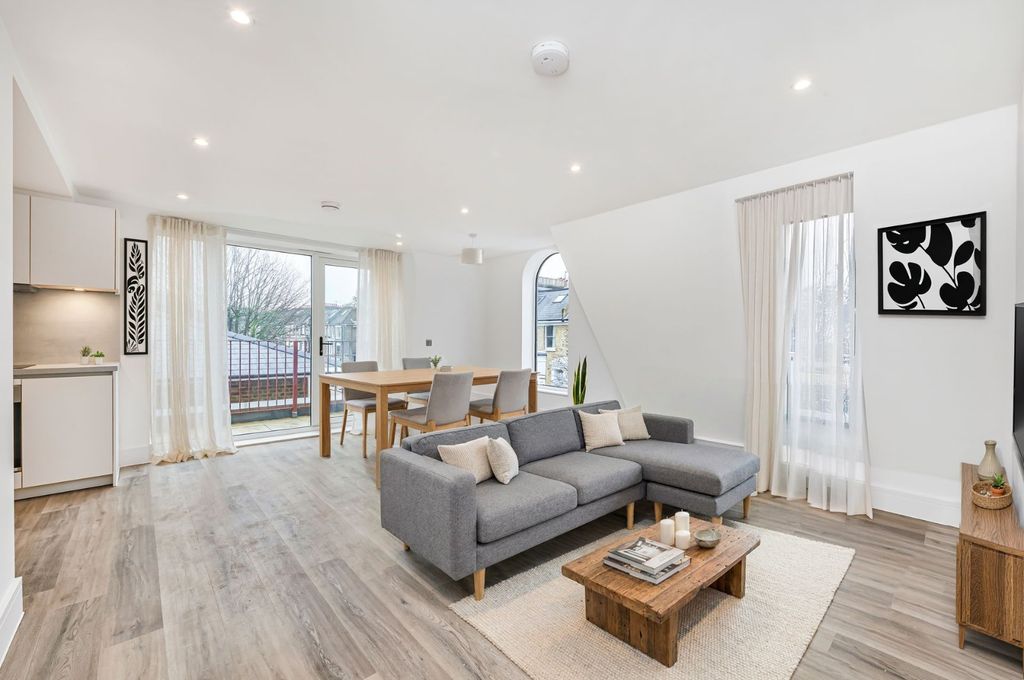 Property photo 1 of 7 Picture No. 07