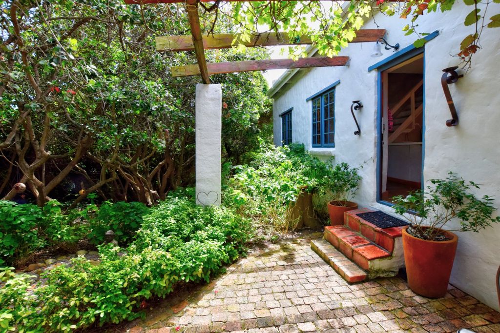 Property photo 1 of 27
