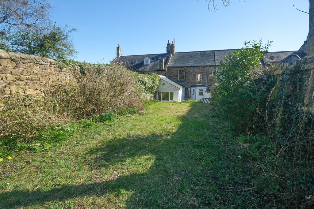 Property photo 3 of 21 Photo 11