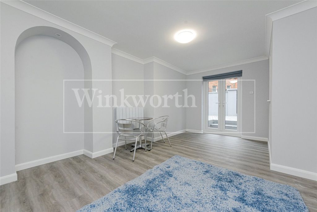 Property photo 1 of 8 Picture No. 03