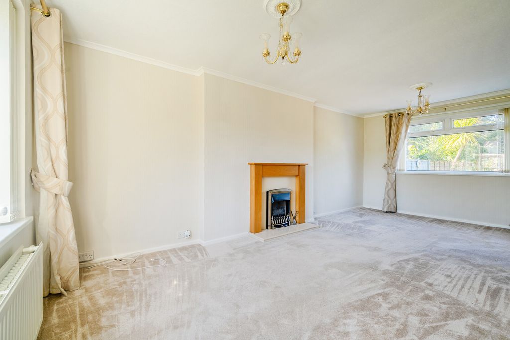 Property photo 2 of 23 1527010-12-1A10Bf...
