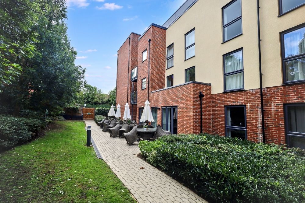 Property photo 2 of 16