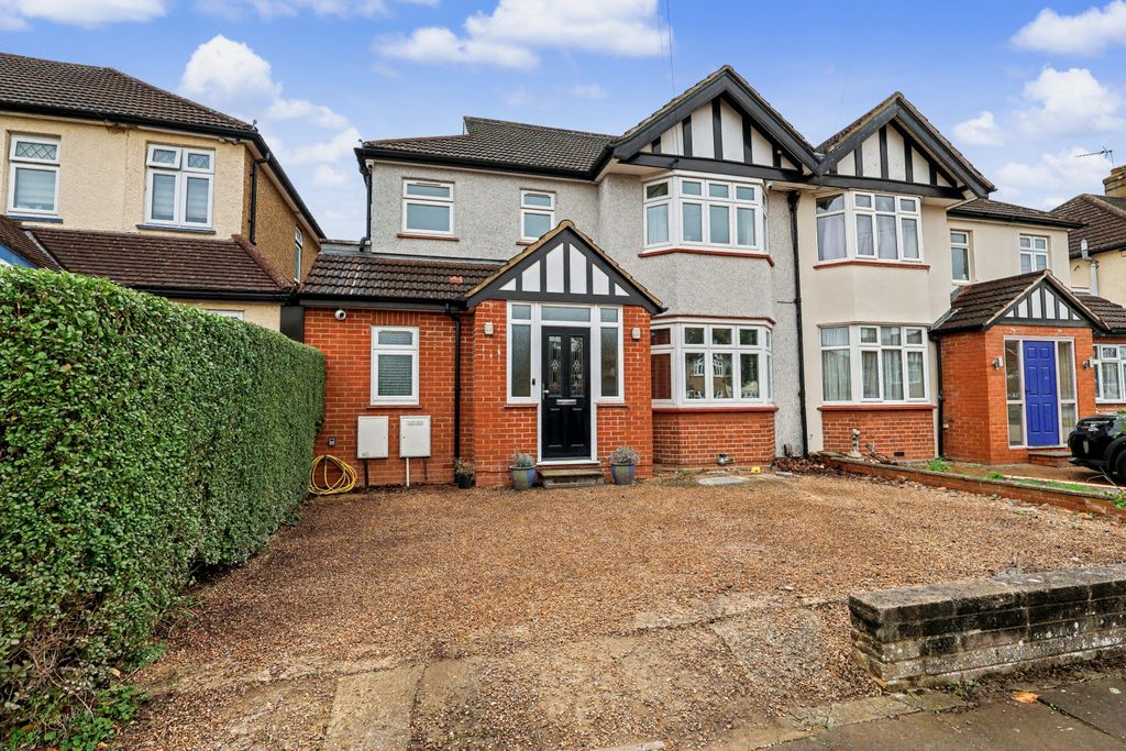 Property photo 1 of 29