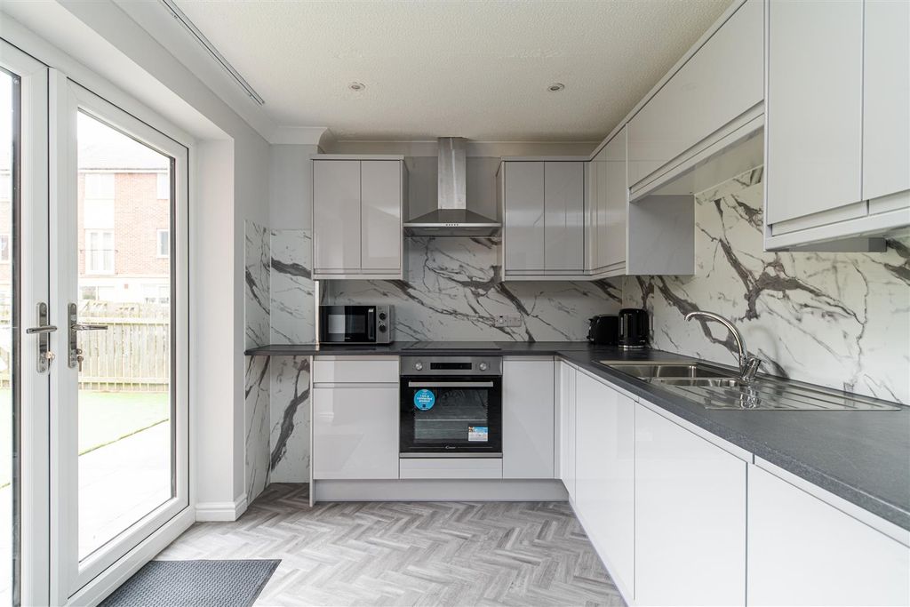 Property photo 1 of 14 Dsc_1739.Jpg