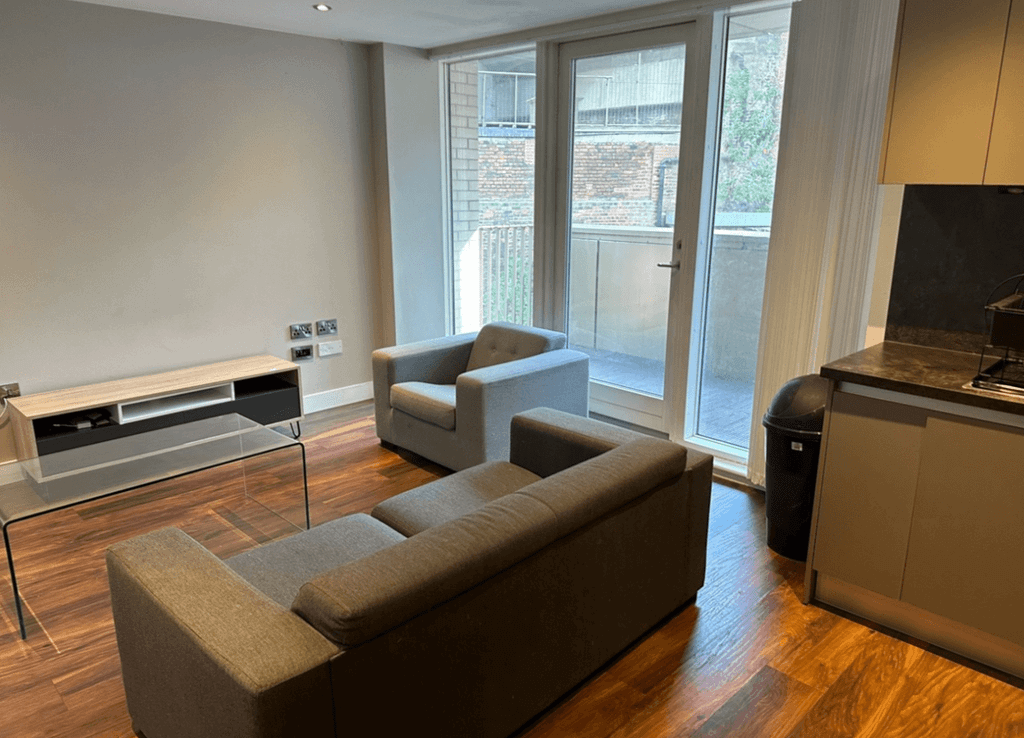Property photo 2 of 5 Gallery