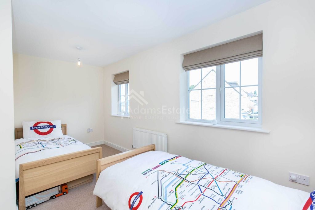Additional image 7 of 4 bed semi-detached house for saleHighfield Court, Batley WF17