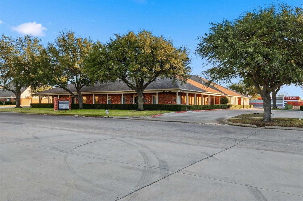 Property photo 3 of 11 <Alttext/>