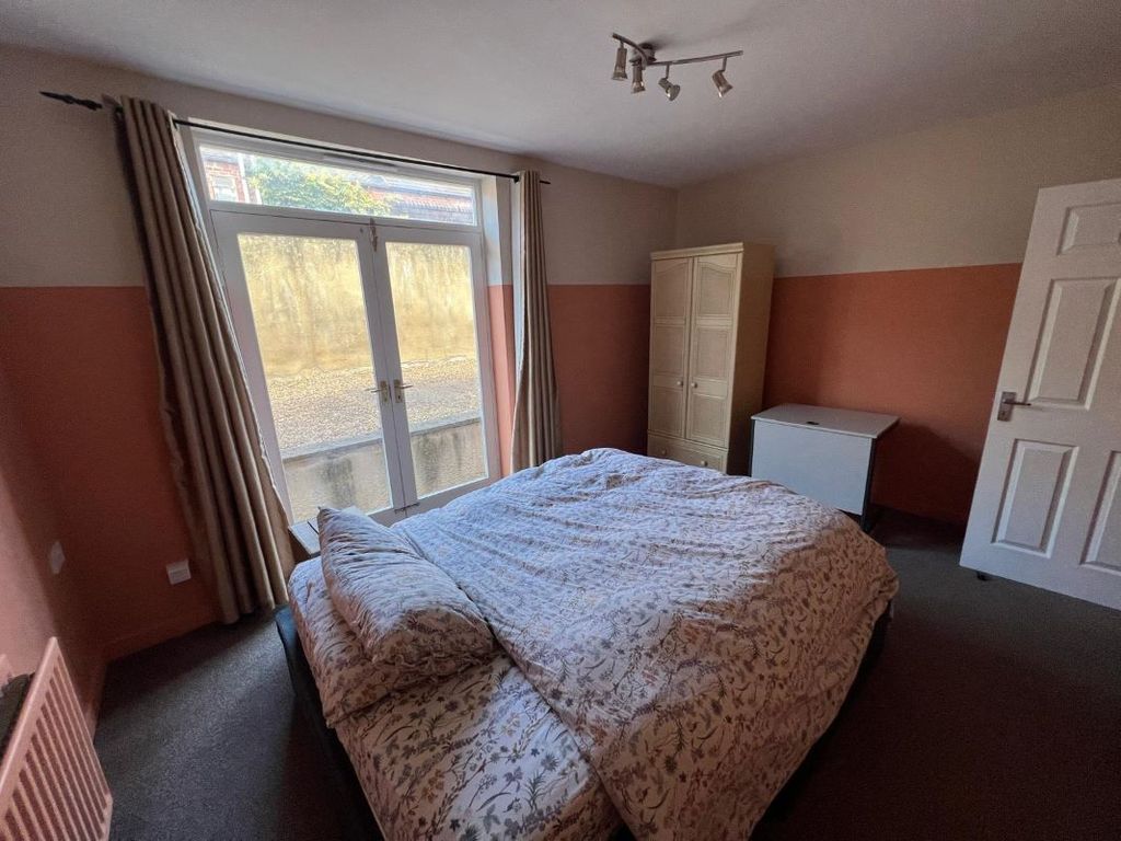 Property photo 2 of 10 Image 2