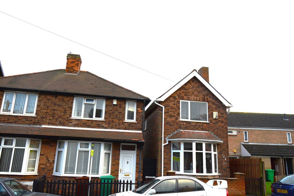 Property photo 1 of 11 Front Of House.Jpg