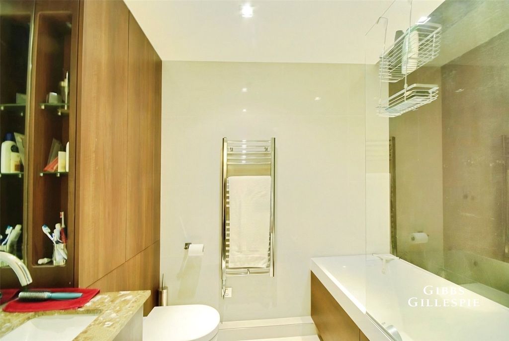 Property photo 2 of 7 Picture No. 23