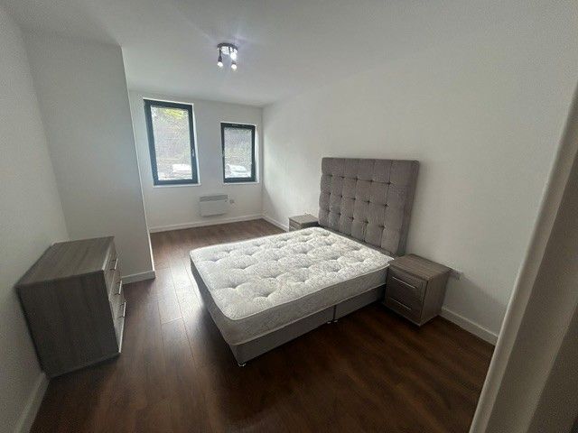 Property photo 3 of 4