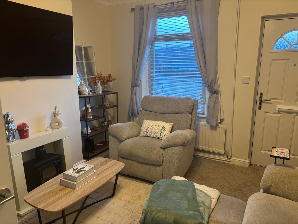 Property photo 2 of 19