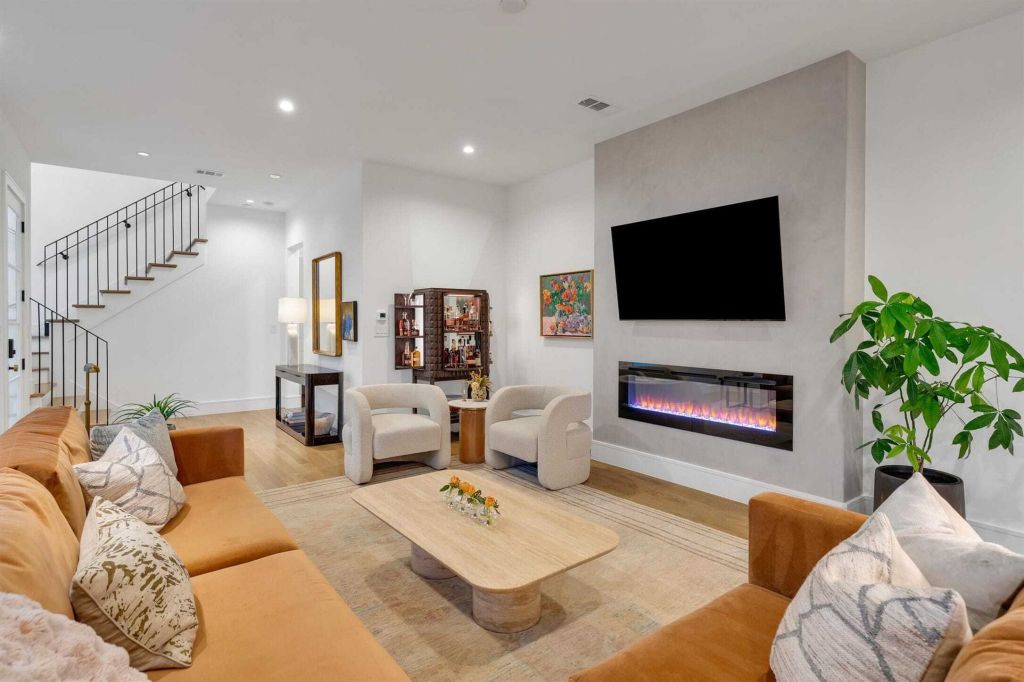 Property photo 2 of 27 <Alttext/>