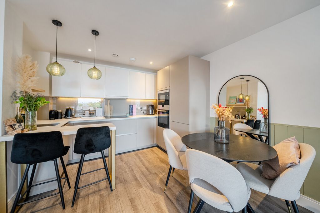 Property photo 3 of 13 1500213-17-6A75Fb...