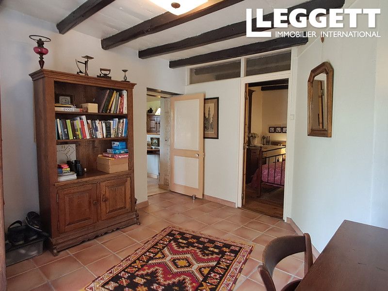 Property photo 2 of 10