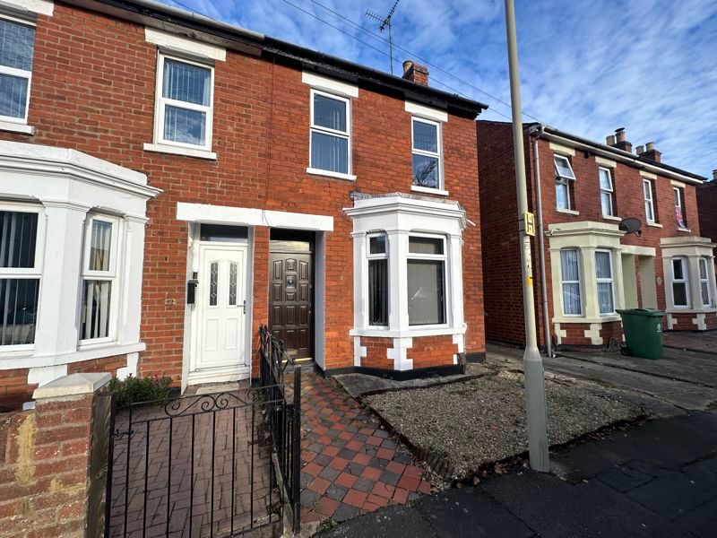 Property photo 1 of 12 External