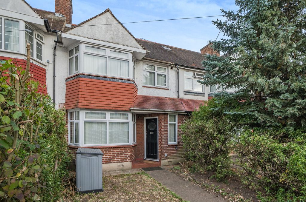 Property photo 1 of 17 1346404-1-68B0B88...