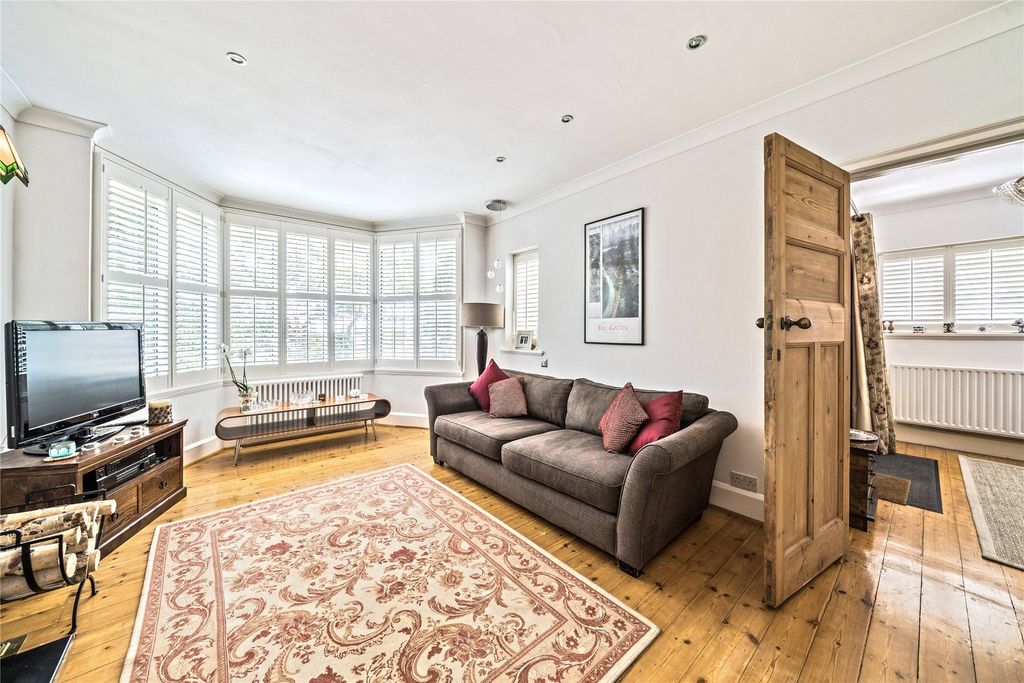 Property photo 2 of 24 Picture No. 05