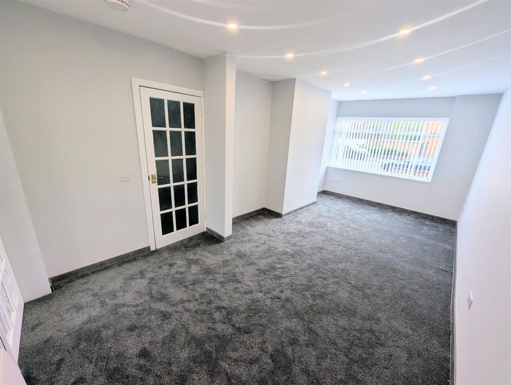 Property photo 1 of 13 E692619F-499c-4E89-9A63-F0601ee5Fc9d.Jpg
