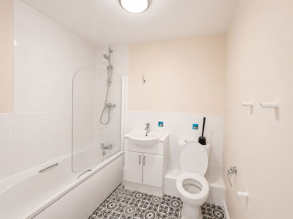 Property photo 2 of 5