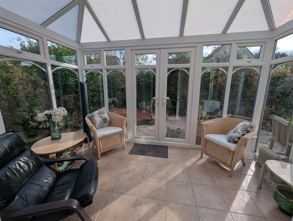 Property photo 3 of 15 Conservatory
