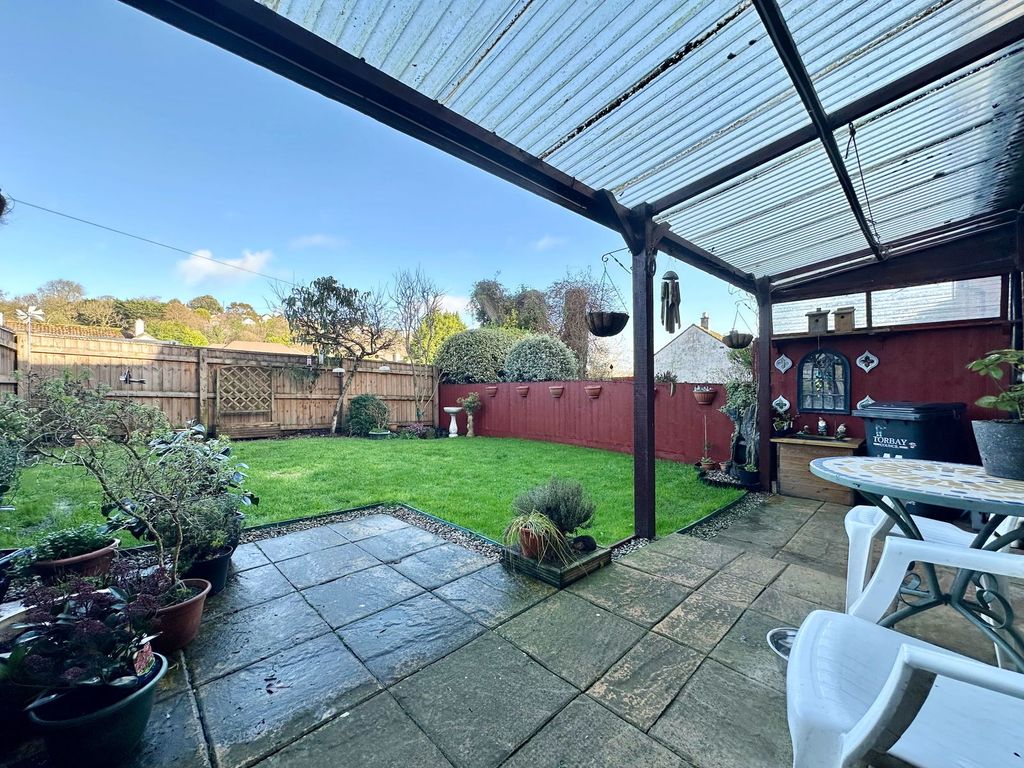 Property photo 3 of 16