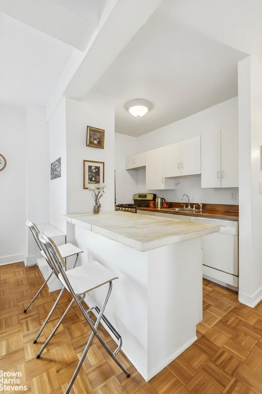 Property photo 2 of 3 <Alttext/>