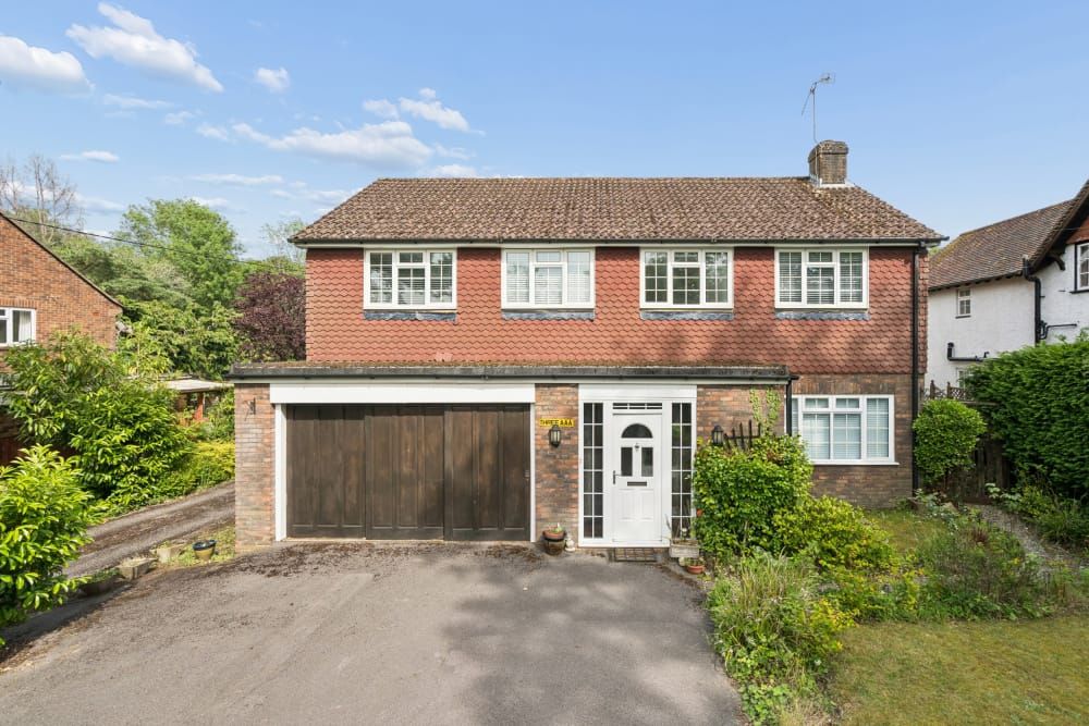 Property photo 2 of 25