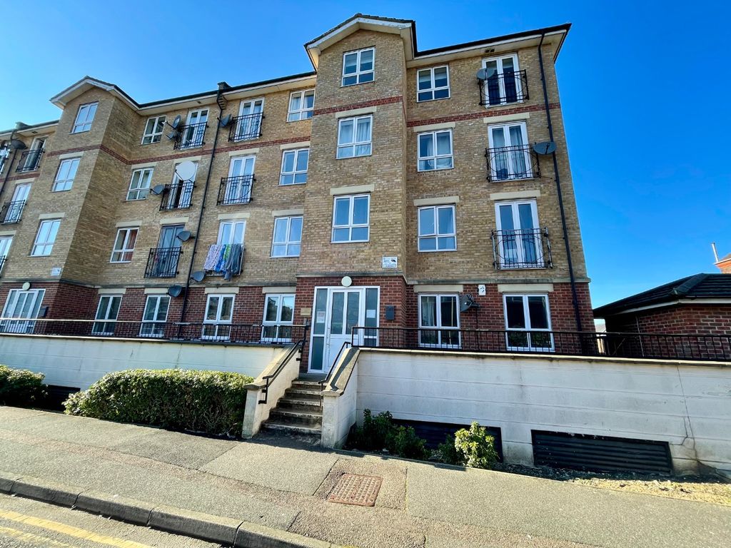 Property photo 1 of 13 5000860