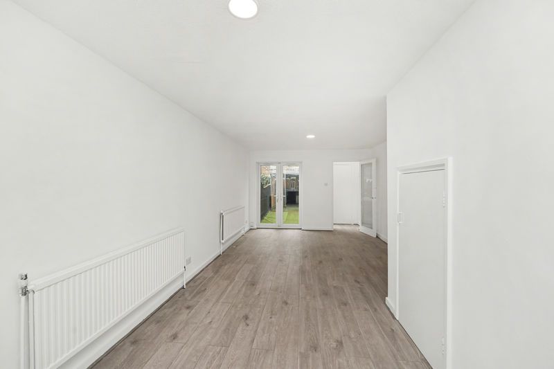 Property photo 3 of 16 Photo 2