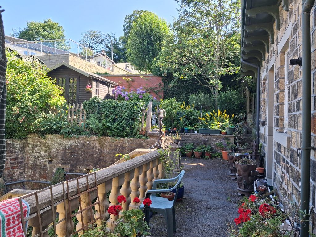 Property photo 3 of 14