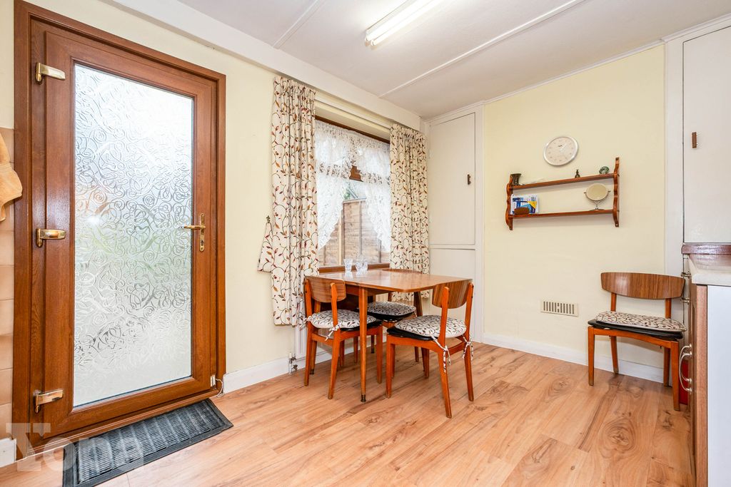 Property photo 3 of 18 Photo #3