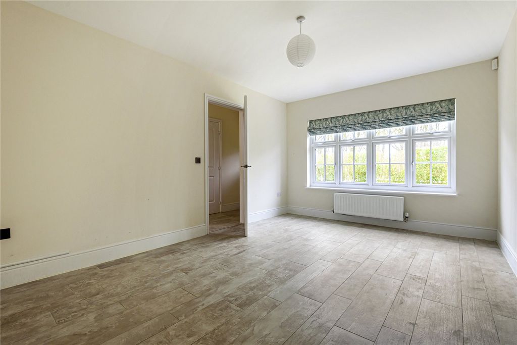 Property photo 2 of 10 Picture No. 09