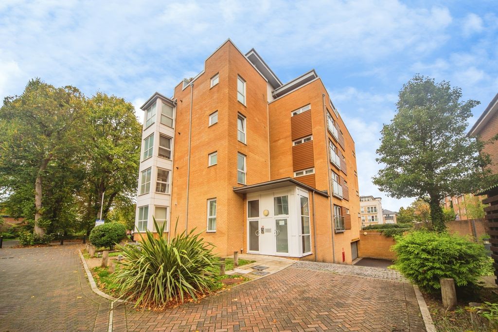 Property photo 1 of 15 Pbox-Img.Jpg