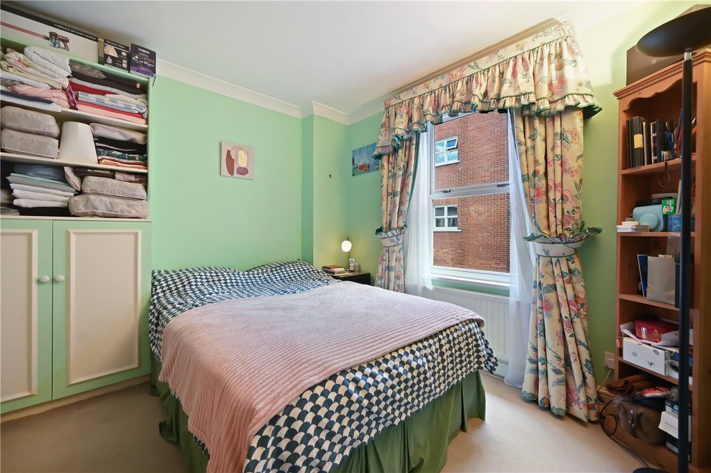 Property photo 3 of 10 Picture No. 04
