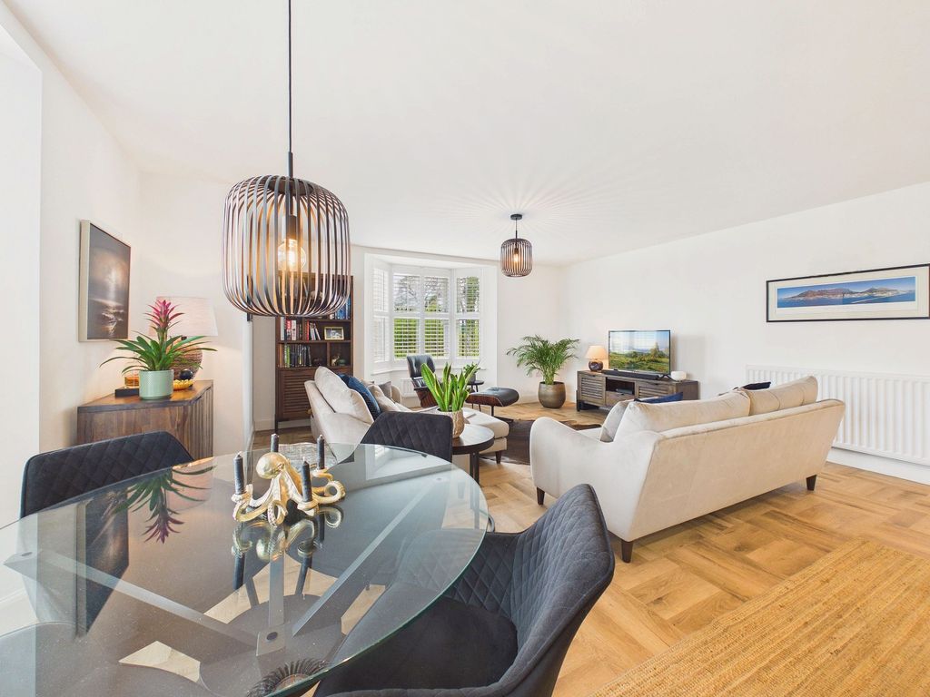 Property photo 3 of 14 Lounge/Diner