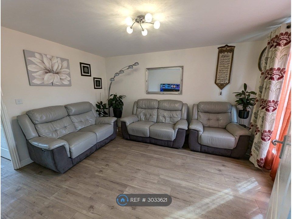 Property photo 1 of 28