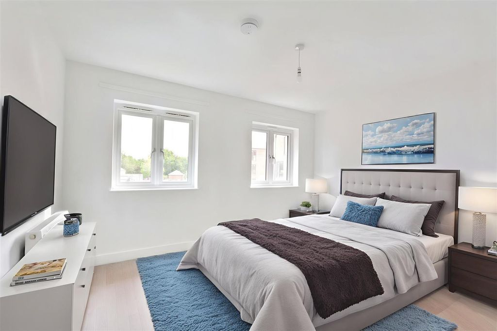 Property photo 2 of 10 Qqpjhzamlkcneah41Y531Q - Bedroom - Standard - 1.Jp