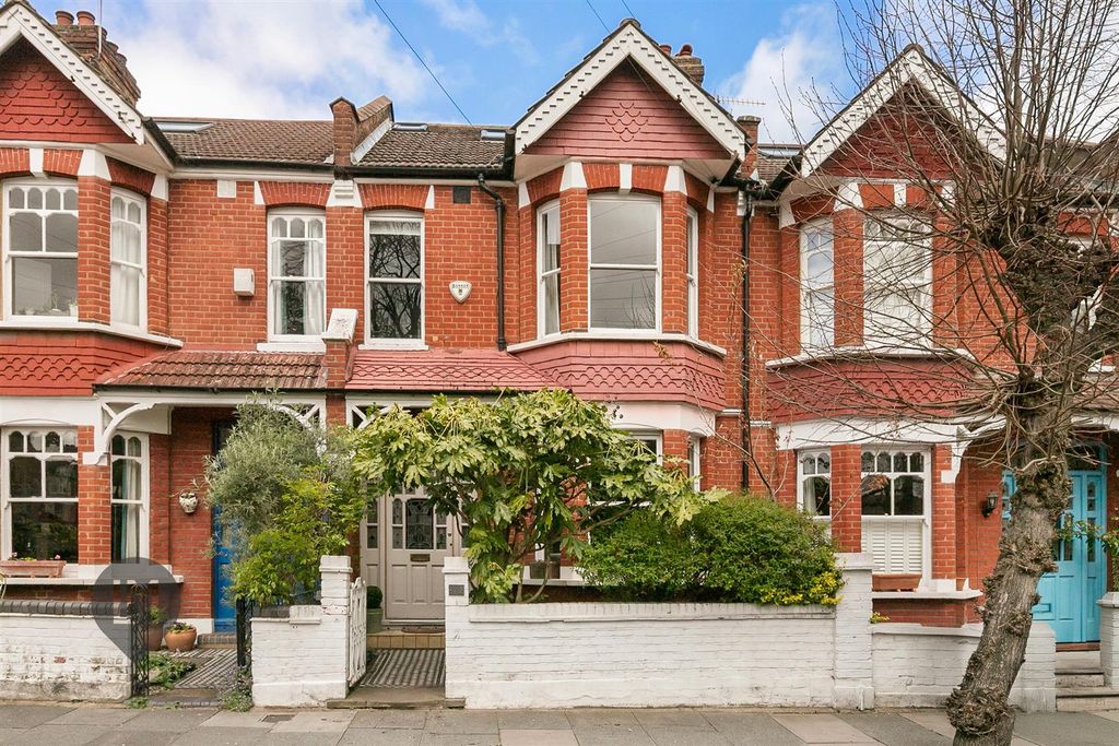 Property photo 1 of 10 External