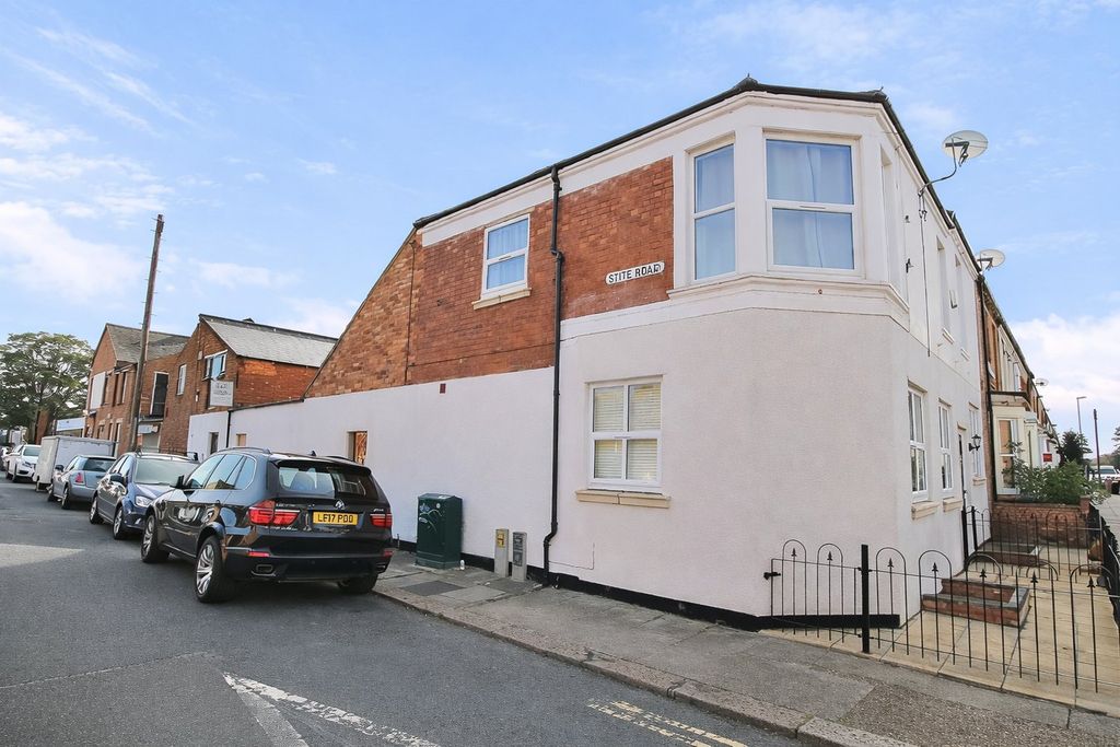 Property photo 1 of 6