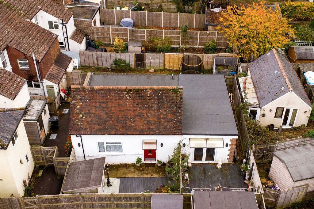 Property photo 3 of 29