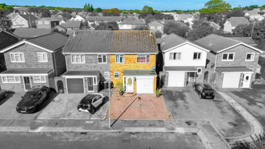Property photo 2 of 2 Dji_20250830100158_0293_D.Jpg