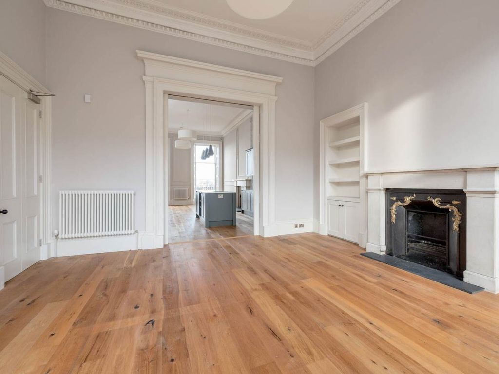 Property photo 3 of 9 56230_Greatstuartst-008